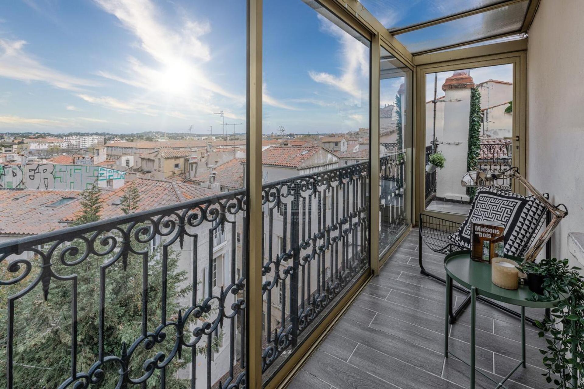 La Terrasse, Vue Sur Les Toits De Montpellier Lägenhet Exteriör bild